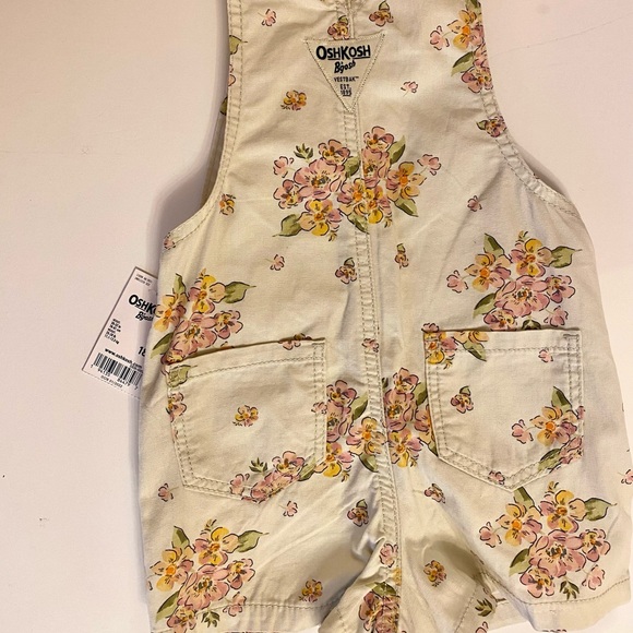 Osh Kosh B’gosh Girl Overall Size 18 Months - Picture 2 of 3